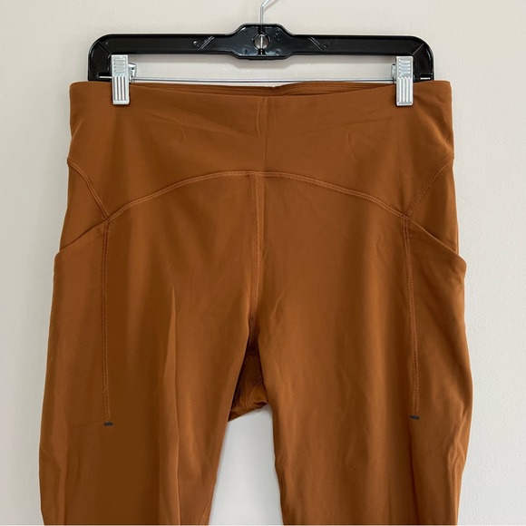 Lululemon Power Thru High-Rise Tight 25" Leggings in Copper Brown, size 10 - Picture 4 of 9